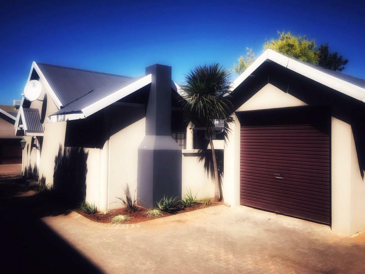 Rosedene Apartment Bloemfontein Luaran gambar